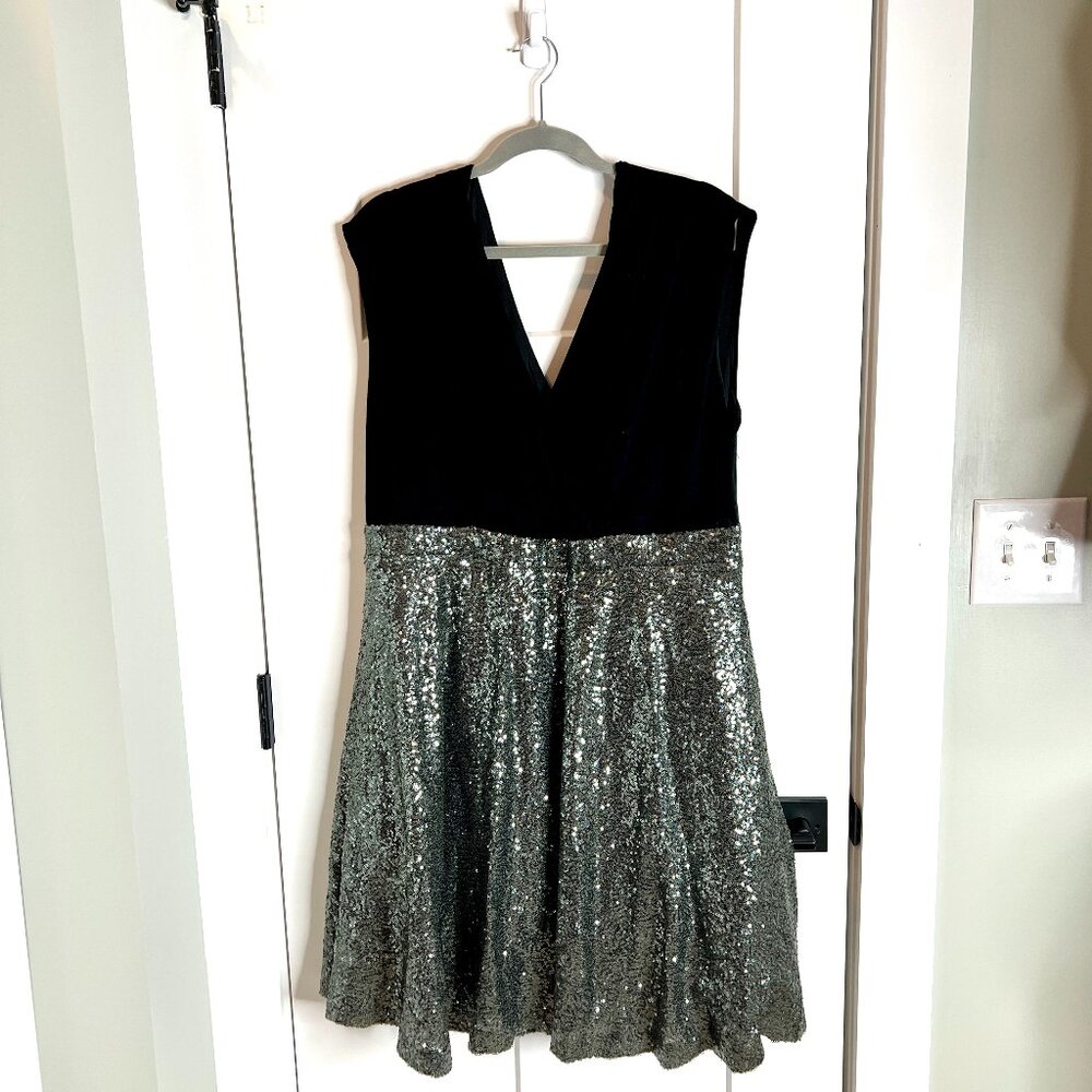 torrid Black Velvet Bodice Silver Sequin Skirt Party Fit-and-Flare Dress